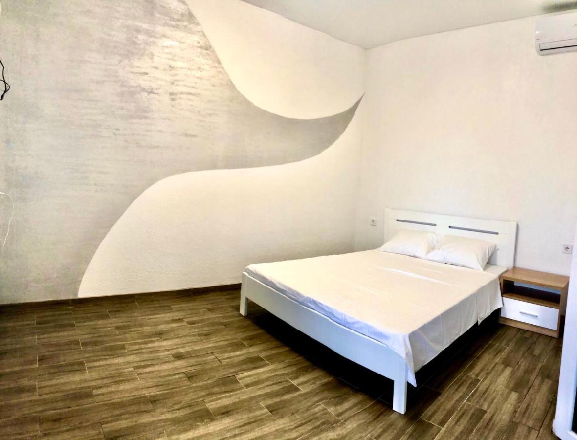 Rapana Hotel Zatoka Buitenkant foto